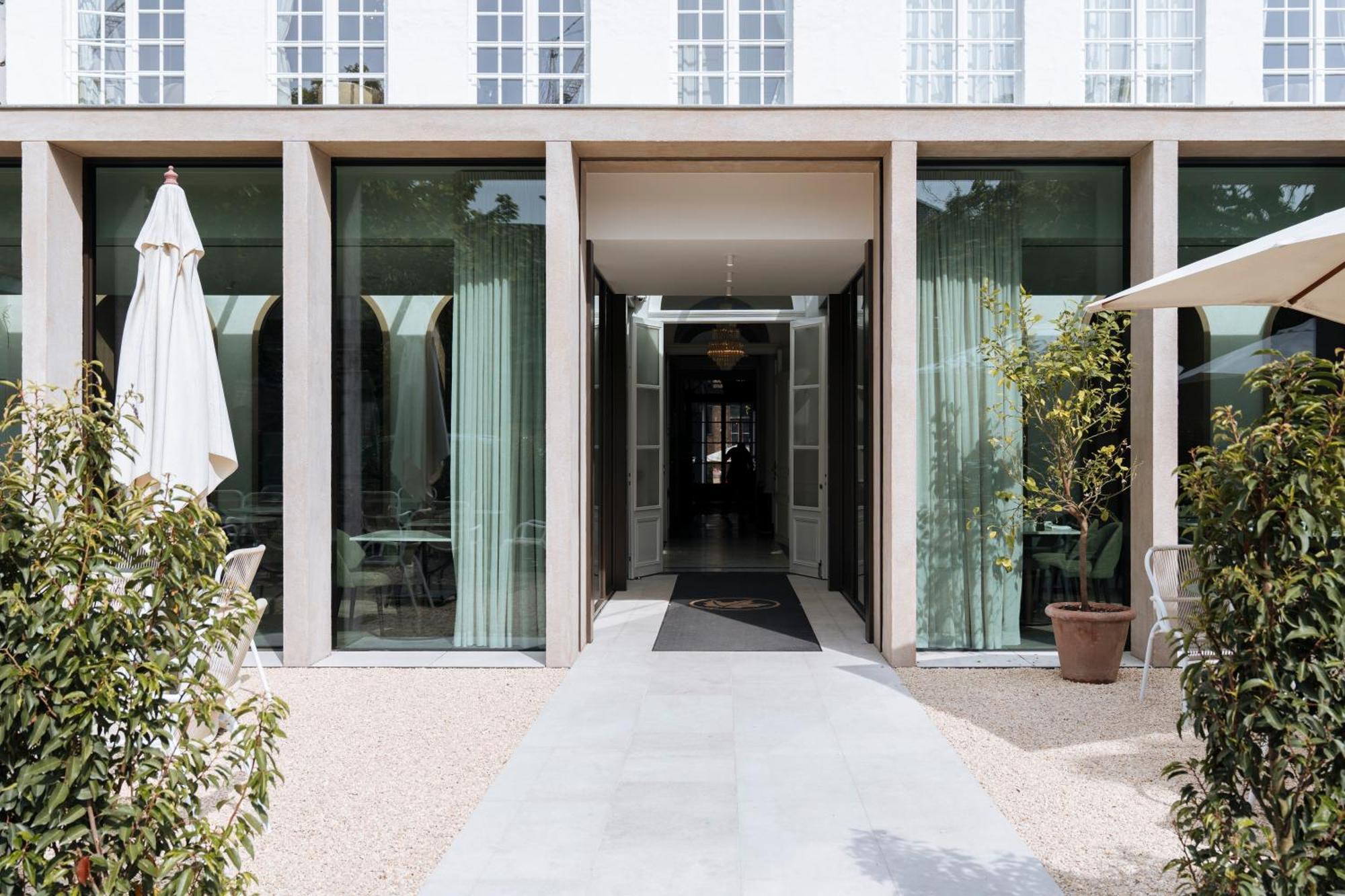 Hotel De Tuilerieen - Small Luxury Of The World Brügge